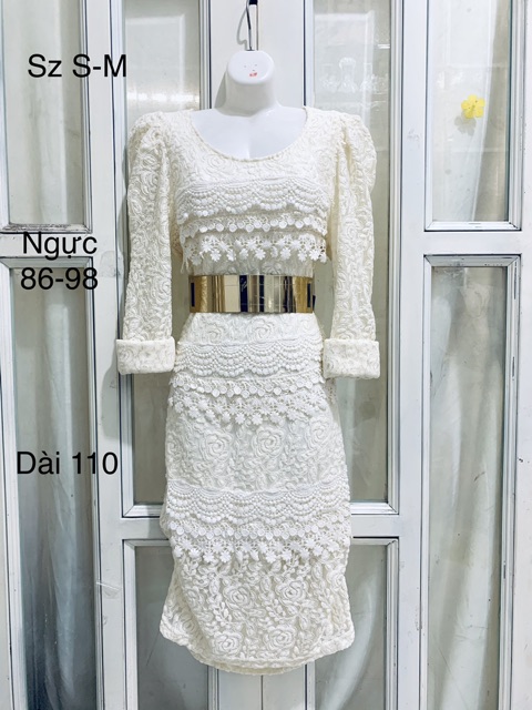 Đầm ren body