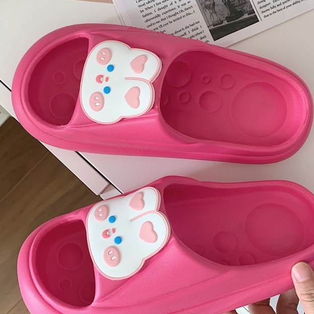 (ORDER) Dép nữ quai ngang đế dày đính gấu đáng yêu màu hồng - US843