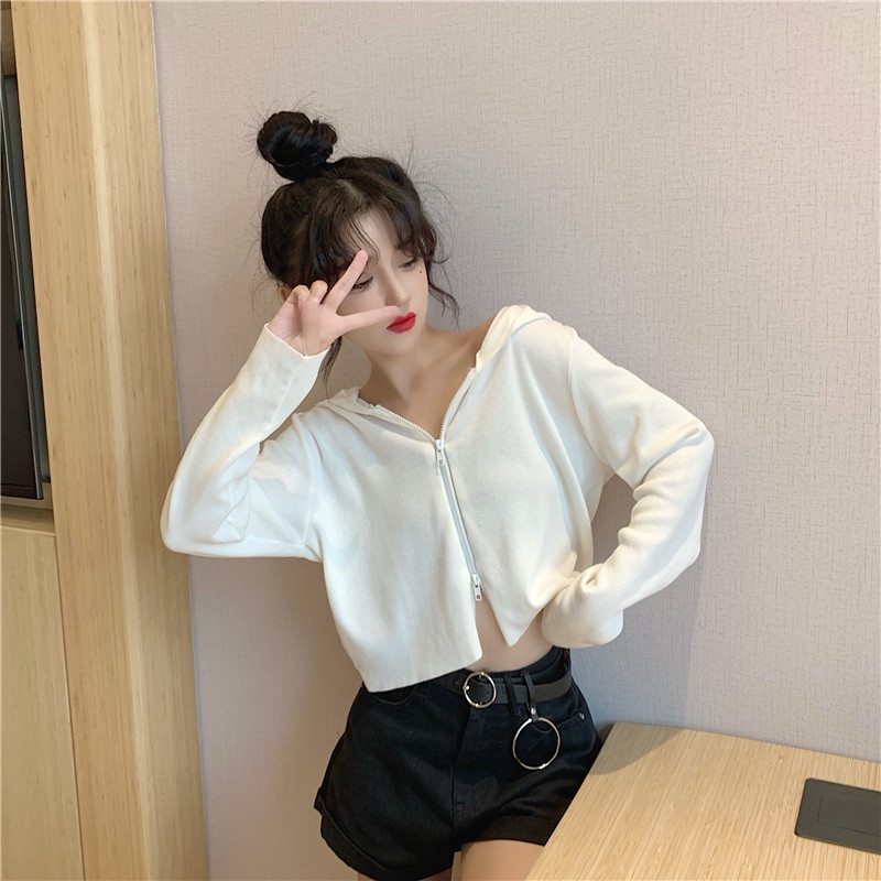 Áo Croptop Tay Dài Có Mũ Trùm Đầu Cho Nữ