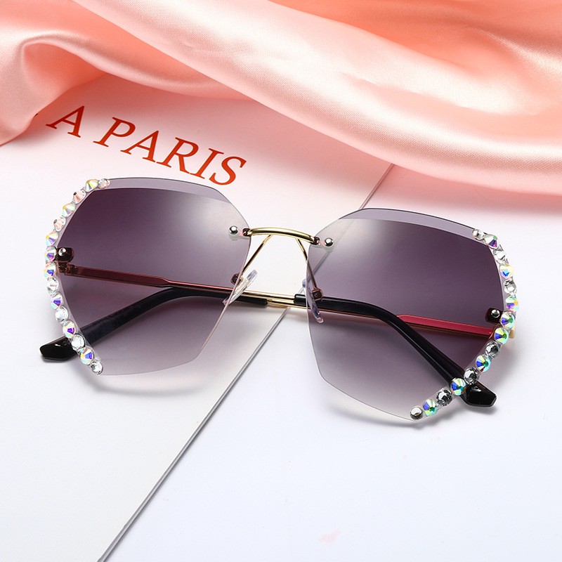 Kính Mát Nữ Đính Đá Sang Trọng Thời Trang 2020