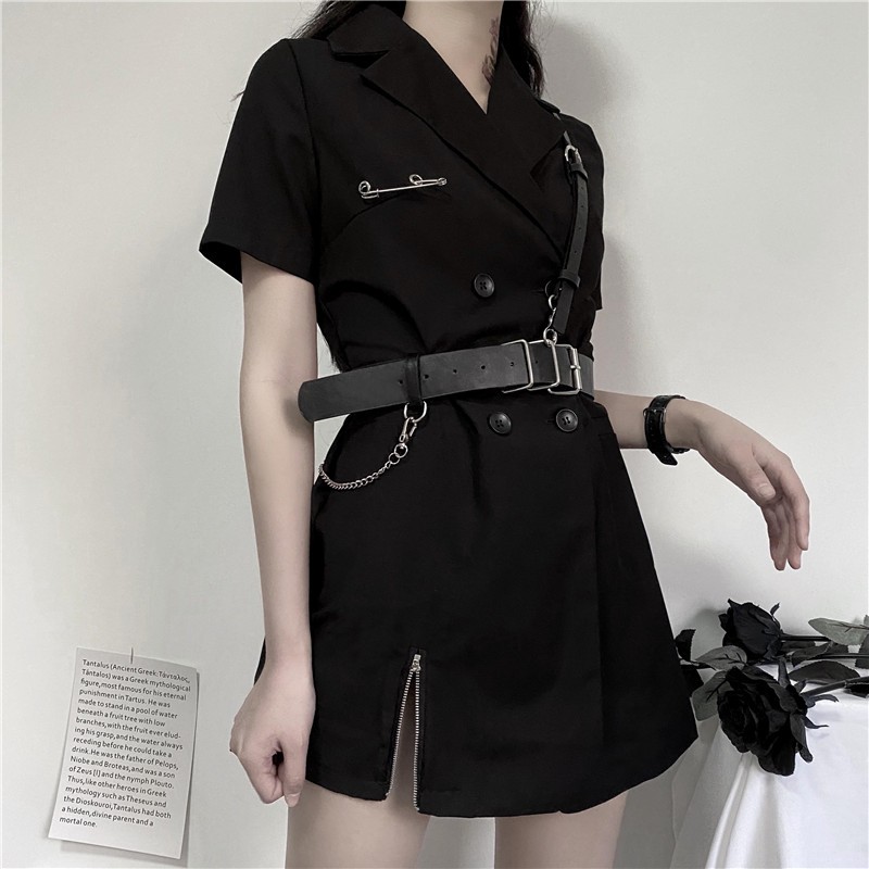 Đầm tay ngắn ôm eo màu tối có hai hàng nút phối thắt lưng phong cách Hàn Quốc