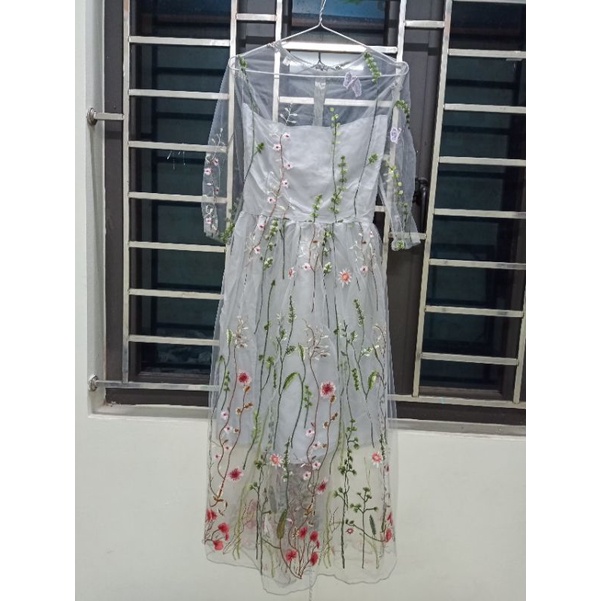 đầm nữ dáng dài thời trang quyến rũ. Thương hiệu mới 100%. Chất lượng tốt