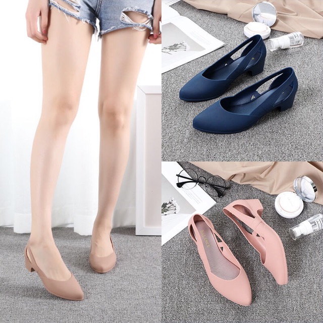 GIÀY NHỰA DẺO QUAI HẬU PHONG CÁCH THỜI TRANG QUẢNG CHÂU CAO CẤO | BigBuy360 - bigbuy360.vn