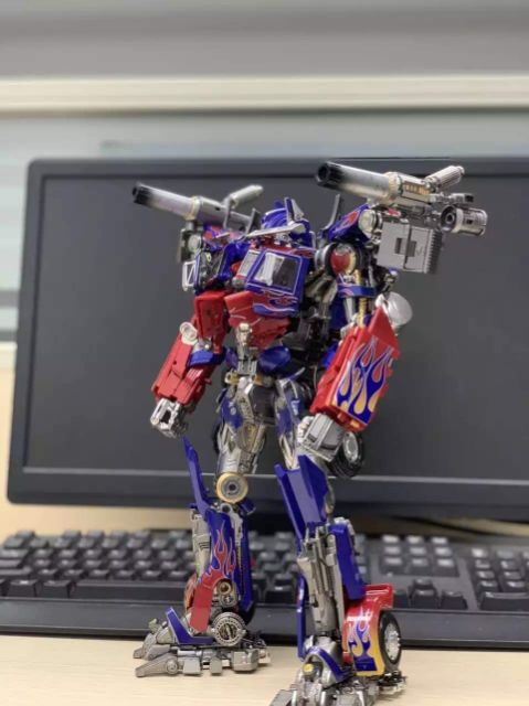 Mô hình Optimus Prime LS-03 Black Mamba Transformers MPM04 Oversize
