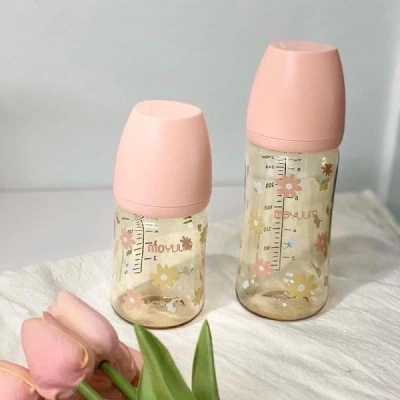 Bình sữa MOYUUM Lạc đà/ Hoa cúc 170ml/270ml
