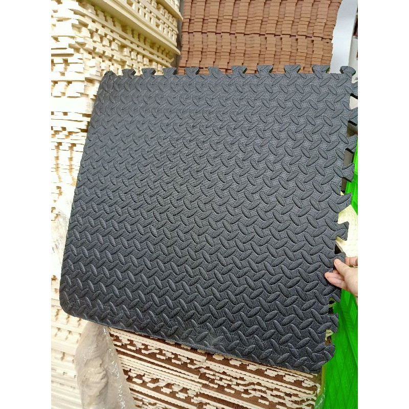 Thanh lý thảm xốp lót sàn kích thước 60x60cm. Thảm ghép miếng vân khế chống trượt loại đẹp dày 1,1cm