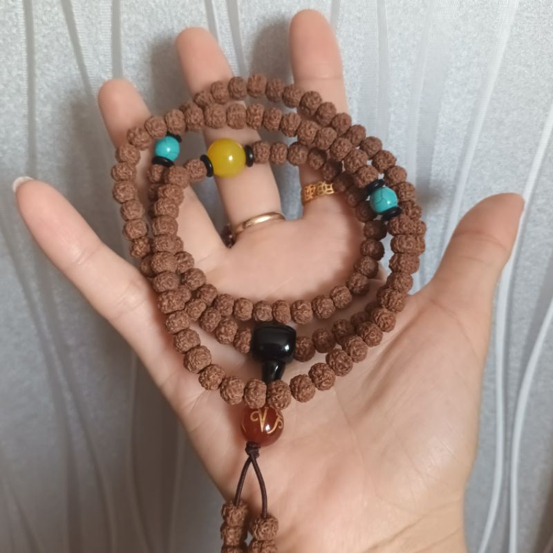 Chuỗi vòng tay 108 hạt kim cang nepal nhà Phật bình an may mắn