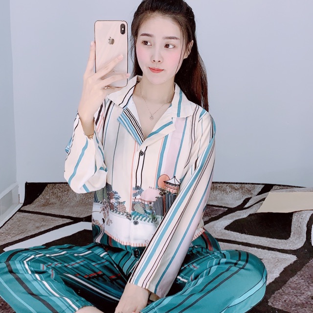 Satin in 3D
