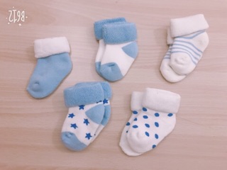 Tất xik cho bé và mẹ