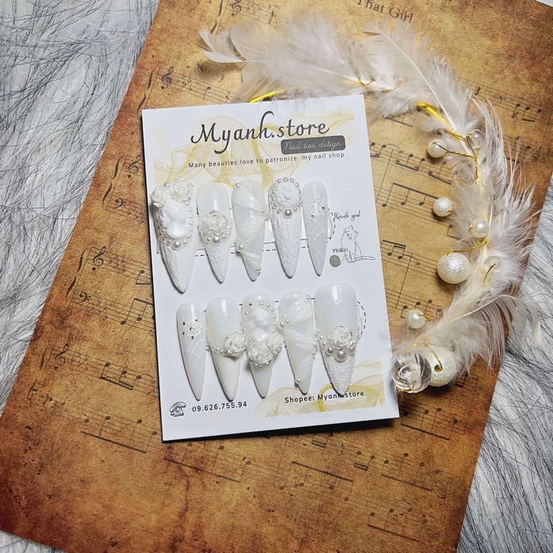 Nailbox thiết kế cô dâu trắng tinh khôi