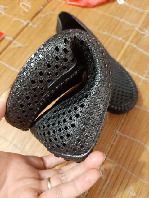 Giày nhựa lỗ cực bền | BigBuy360 - bigbuy360.vn