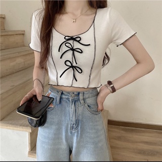 Áo thun croptop thắt nơ phong cách dễ thương