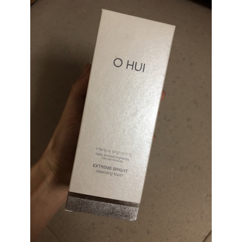 Sữa rửa mặt Ohui 160ml