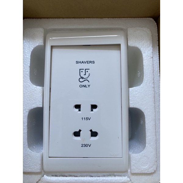 XS9200 - Ổ cắm dao cạo râu 115V/230V, Hager