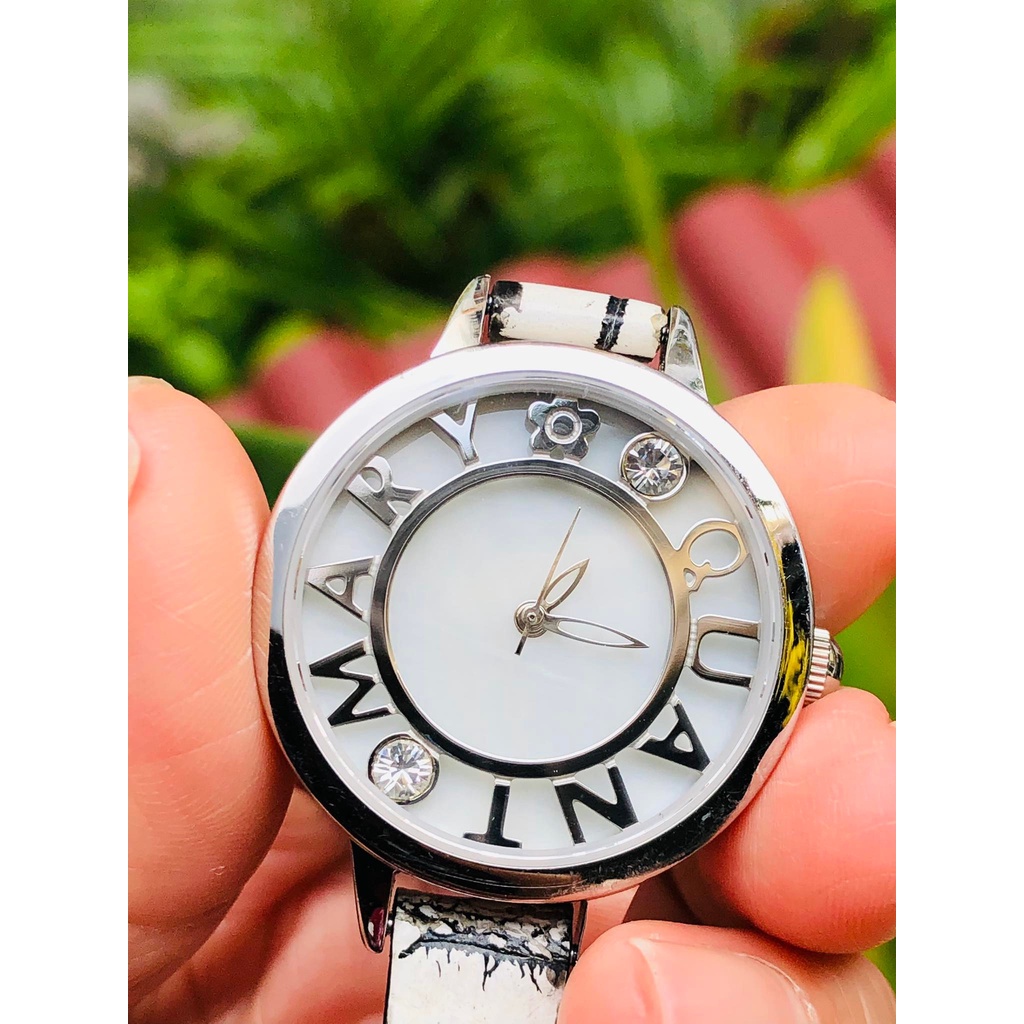 Đồng hồ nữ hiệu Mary Quant của Nhật, dây da thật, hàng đã qua sử dụng