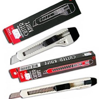Dao rọc giấy SDI 0404