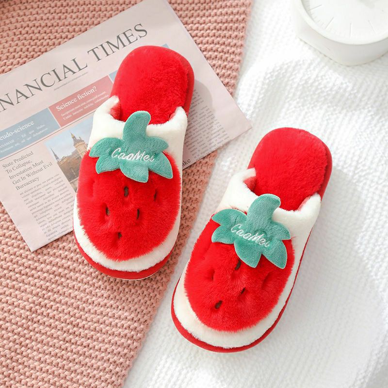 Dép bông đi trong nhà hình dâu