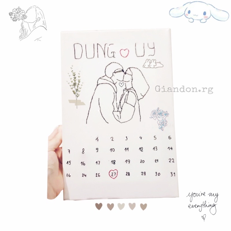 Tranh thêu kiểu in lịch couple - vẽ ngày kỉ niệm miễn phí gửi hàng trong 2 ngày