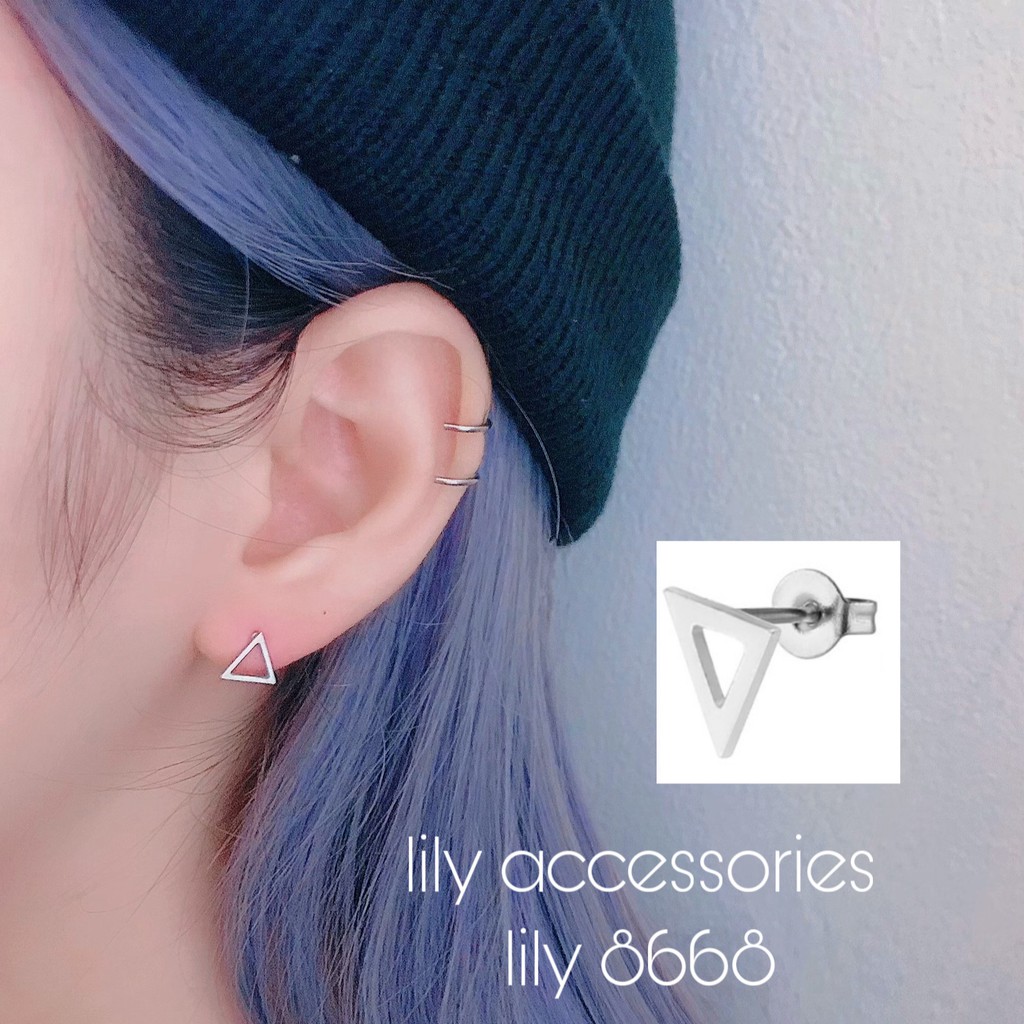 Triangle Earring khuyên tai titan tam giác không gỉ không đen không dị ứng nam nữ Uniex (nút xỏ)