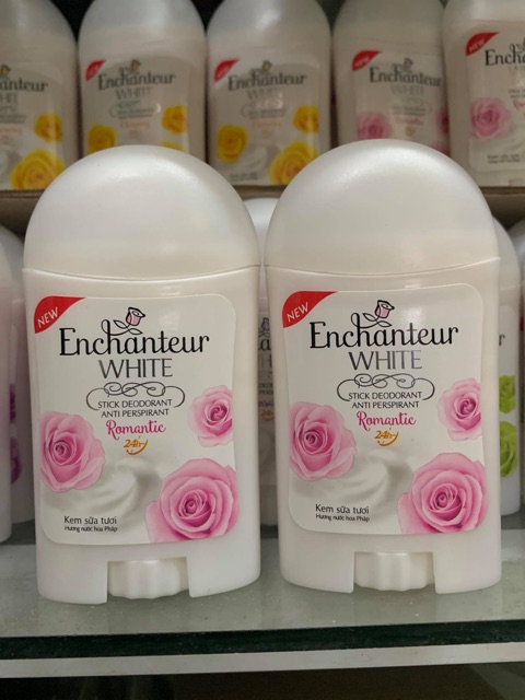 Sáp khử mùi Enchanteur Romantic mầu hồng