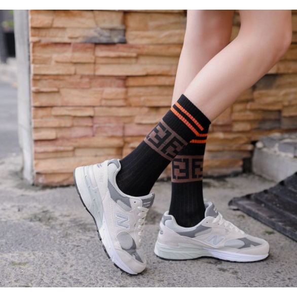 Vớ Cotton Hàn Quốc cổ cao Nam Nữ phong cách thể thao, xu hướng đường phố, năng động.