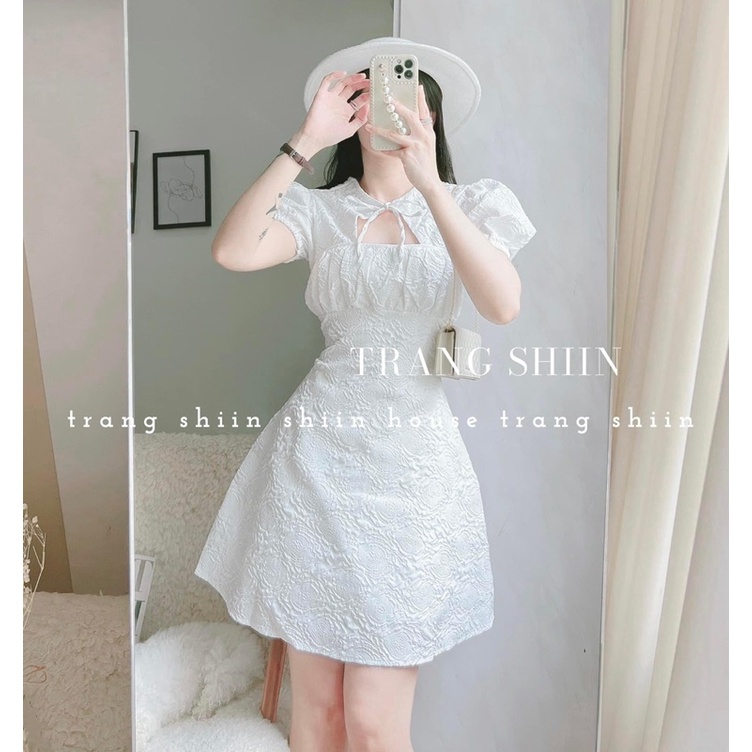 ĐẦM GẤM CUT OUT NGỰC CỘT NƠ CỔ