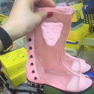 Giày boot bé gái habgf quảng châu