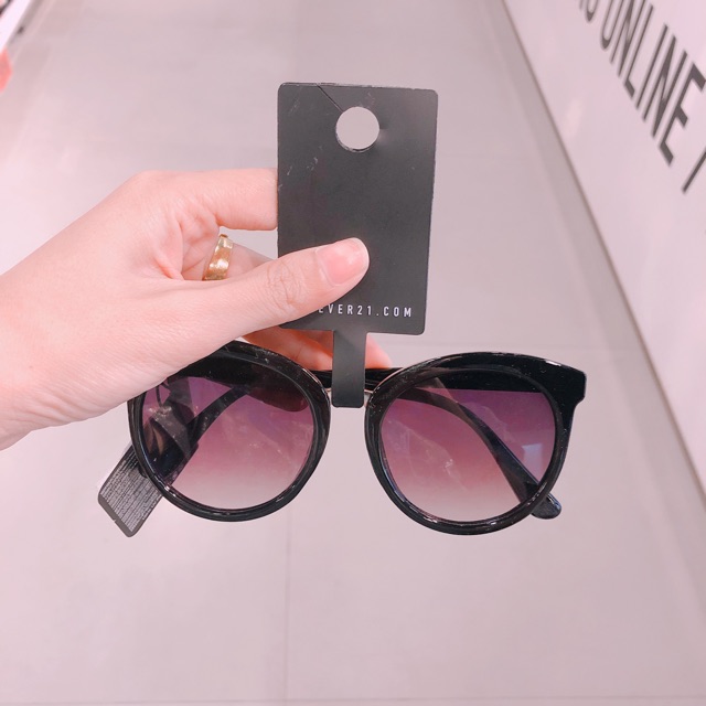 Kính Forever 21 Authentic