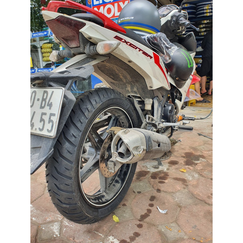 Lốp Michelin 130/70-17 Pilot Street 2