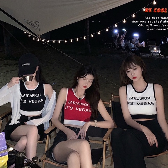 【ZHELIHANGFEI】 / Áo Thun Thể Thao Sát Nách Ôm Dáng Hở Rốn Bằng Lụa Lạnh In Chữ Phong Cách Hong Kong Quyến Rũ Cho Nữ