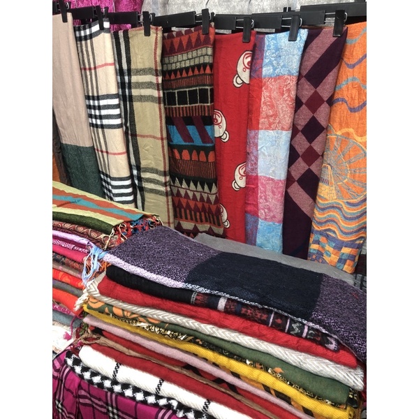 Khăn hoạ tiết bản to