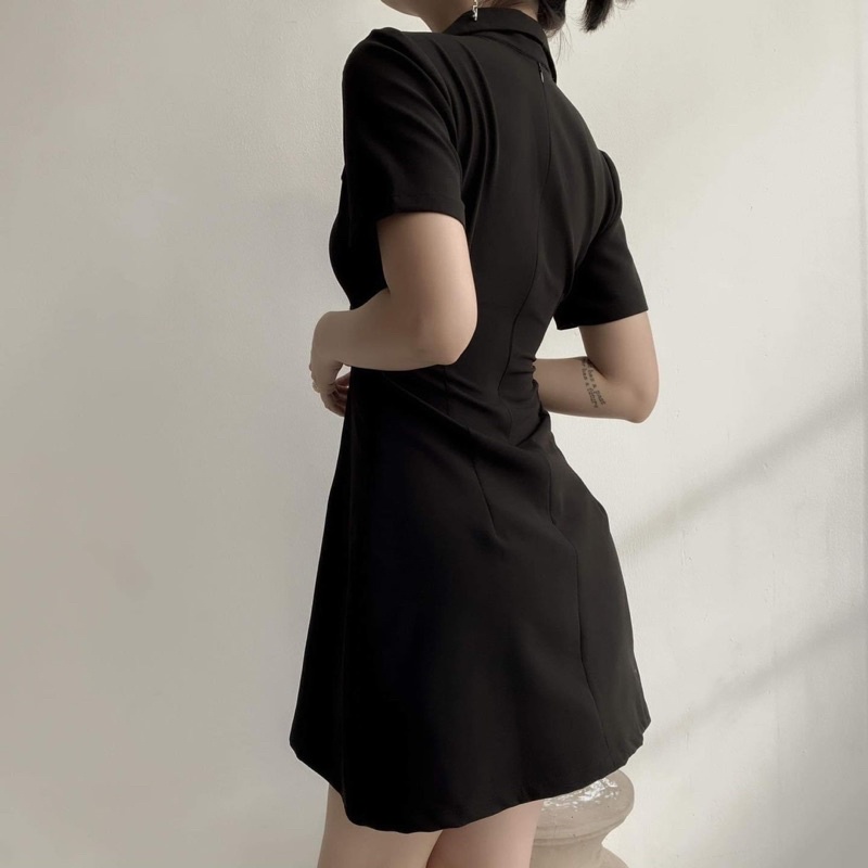 ĐẦM VEST ĐEN KẾT NÚT