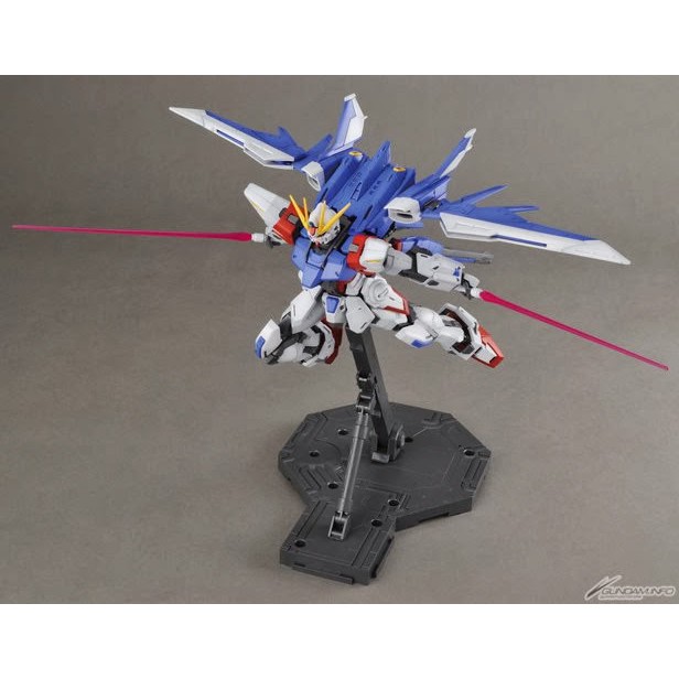 MÔ HÌNH GUNDAM BANDAI 1/100 MG BUILD STRIKE GUNDAM FULL PACKAGE SERIE GUNDAM BUILD FIGHTERS