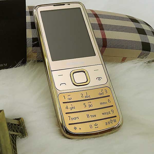 Điện Thoại Nokia 6700 Gold Fullbox