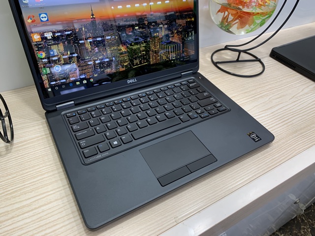 DELL LATITUDE E5450 cảm ứng