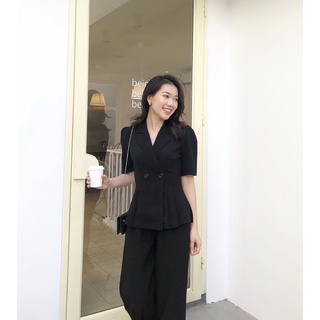 Áo peplum cổ vest
