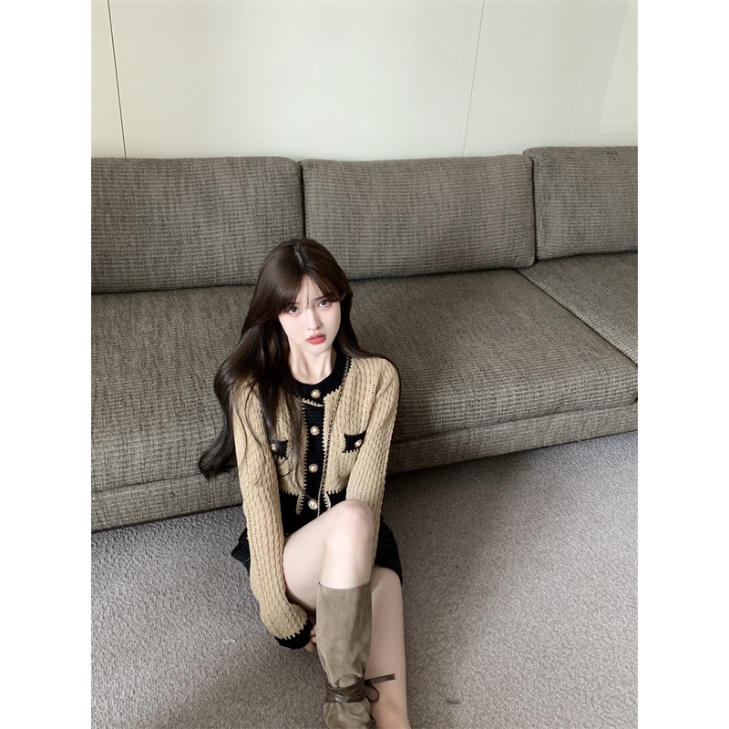 kumikumi Áo khoác cardigan dệt kim tay dài dáng ngắn phối màu tương phản thời trang Hàn Quốc cho nữ 2023 Cho Nữ croptop