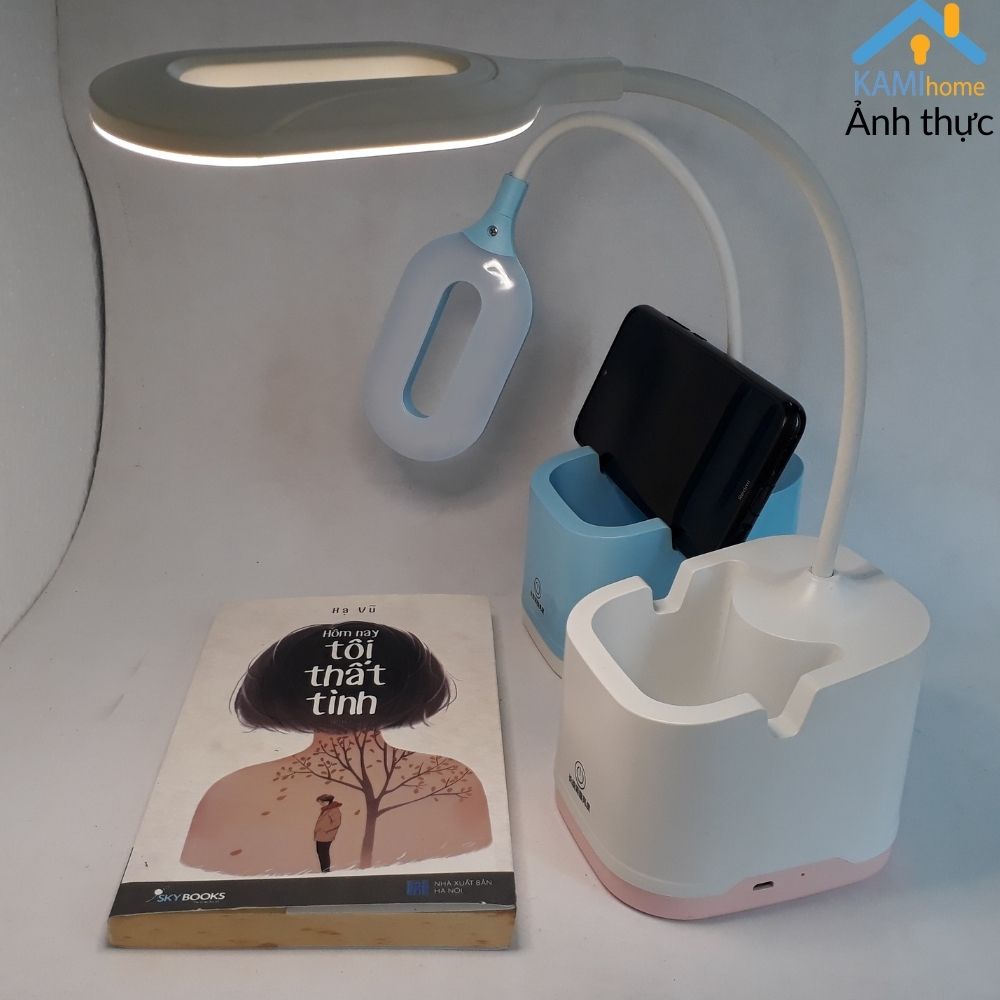 Đèn học để bàn kèm giá kê điện thoại, hộp đựng bút, chống cận thị  (Vuông KM 36022a)