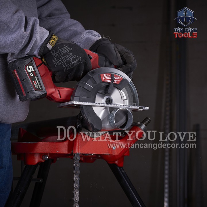 Máy Cắt Kim Loại Dùng Pin Milwaukee M18 FMCS-0X ( Thân Máy )