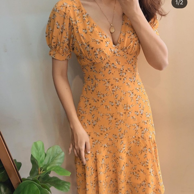 Đầm hoa thiết kế