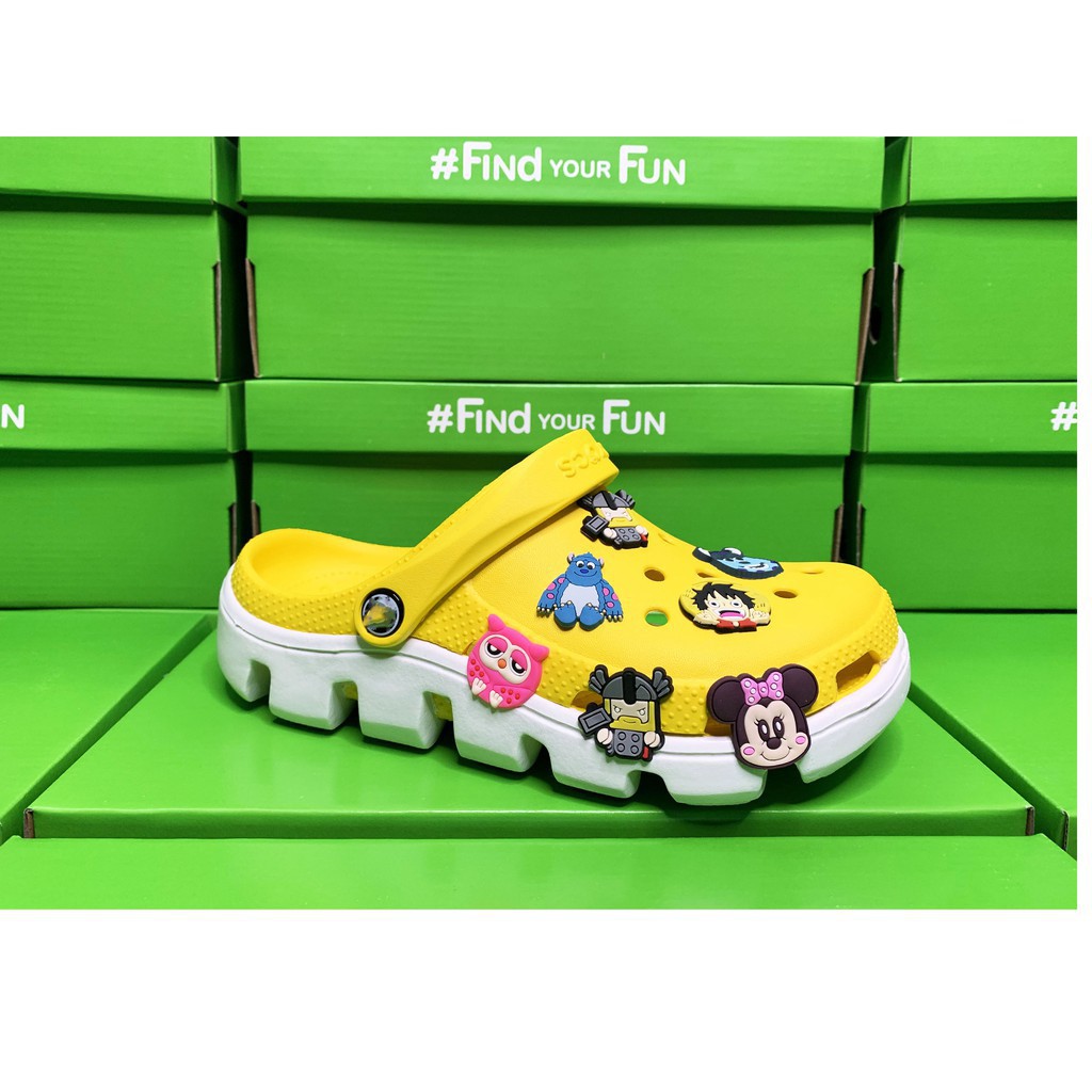 SALE Dép cross cá, răng cưa Freeship dép cross Vàng Đế Trắng tặng 12 sticker cross [ Fullbox cross ]