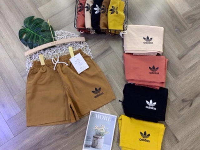 Quần short đũi thêu chữ | BigBuy360 - bigbuy360.vn