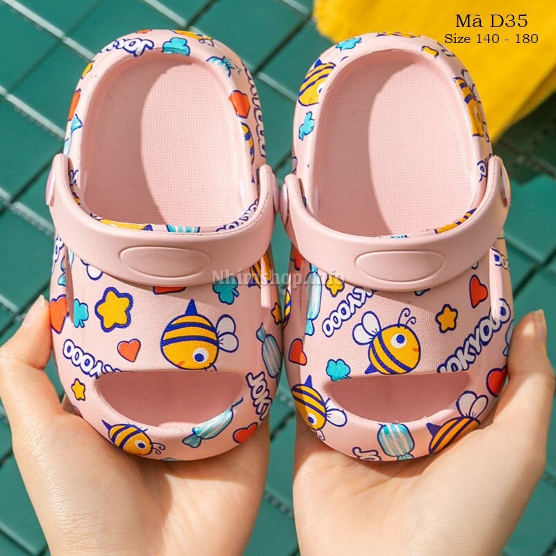 Dép bé trai gái đế bánh mì quai hậu sục cho trẻ em siêu nhẹ êm chân chống trơn đi trong nhà 1 2 3 4 tuổi Nhím Shop D35