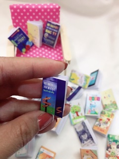 Sách, vở mini cho búp bê