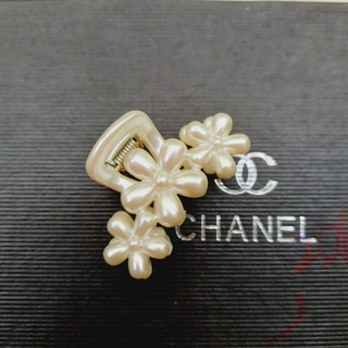 Kẹp nửa tóc đính hạt xiêu xinh(4cm-4.5cm)