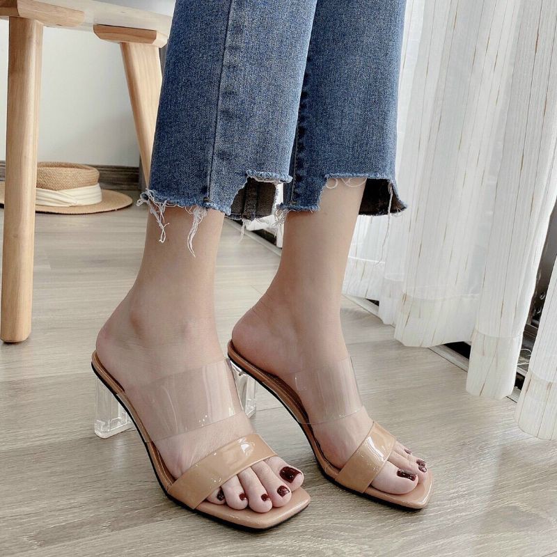 guốc quai trong gót dẹt