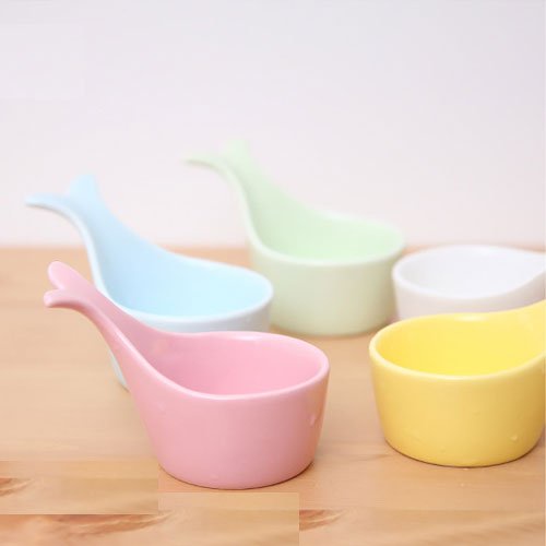 Bát sứ ăn dặm hình cá heo - Nhiều màu