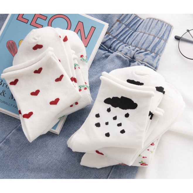 Vớ nữ cổ nhún phong cách Hàn Quốc siêu dễ thương và xinh xắn.