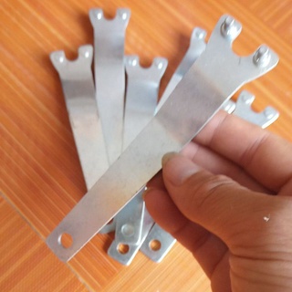 Dụng cụ mở đai ốc hãm máy mài ,máy cắt chính hãng giá rẻ