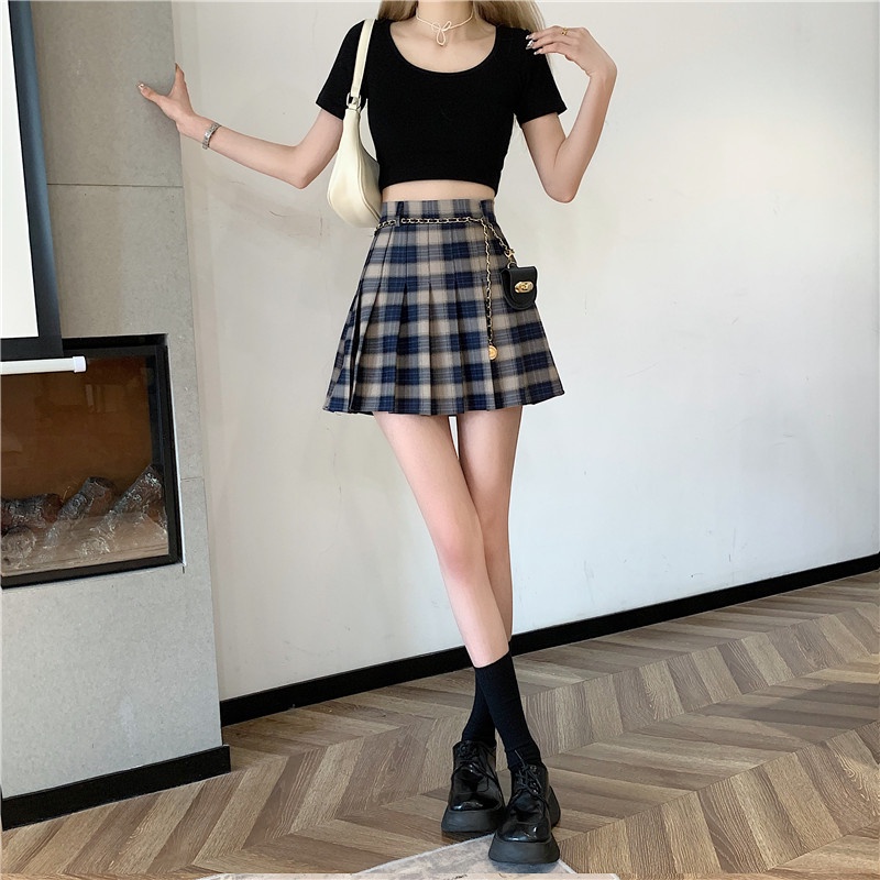 Mùa hè Vintage Kẻ Sọc Xếp Ly Váy Phong Cách Hàn Quốc Ôm Phù Hợp Với Tất Cả Trận Đấu Cao Cấp Váy Ngắn Có Dây Xích Túi
